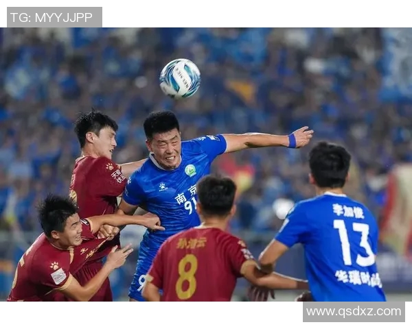 南京足球队在城市联赛中以91分高居榜首展现强劲实力